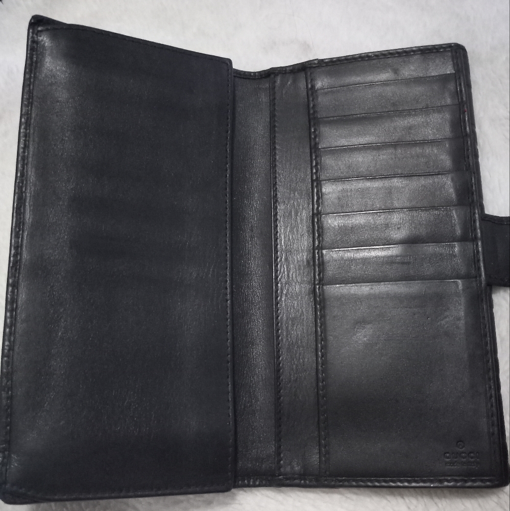 Authentic Gucci Wallet Of My Use In Good Conditio… - image 7
